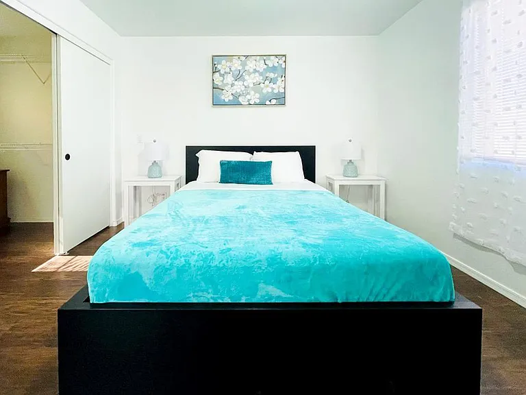 Upstairs Queen Bed