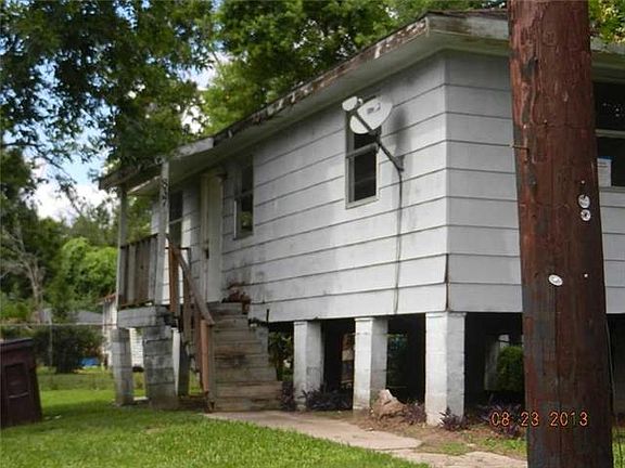 5th image of 837 E McAdoo St