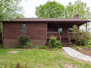425 Hemlock St, Christiansburg, VA 24073