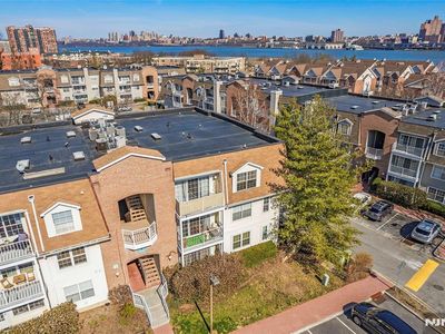 100 Crown Ct APT 482, Edgewater, NJ, 07020