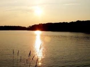 10 Park Rd, Moodus, CT 06469