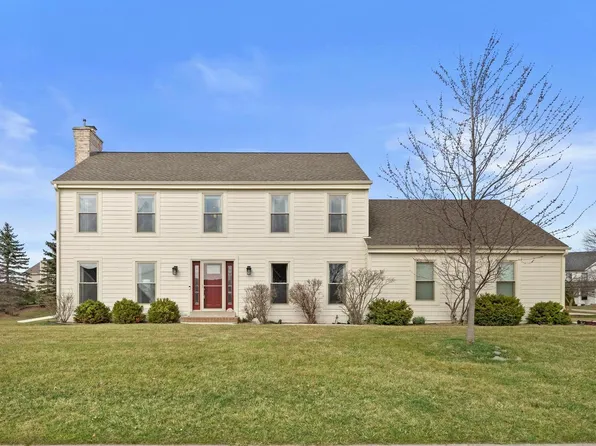W129S9767 Champions COURT, Muskego, WI 53150