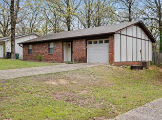 8224 Mark Ave, Sherwood, AR 72120