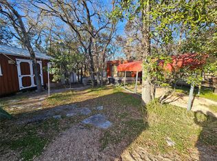 904 Battle Creek Rd, Granbury, TX 76048