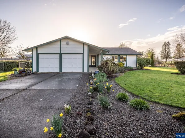 4630 SE Booneville Dr, Corvallis, OR 97333