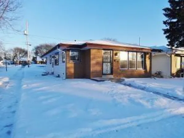 1304 S 92nd St, Milwaukee, WI 53214