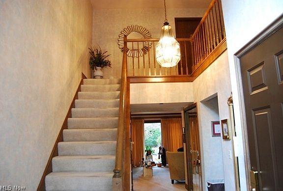 3rd image of 20522 Hilliard Blvd