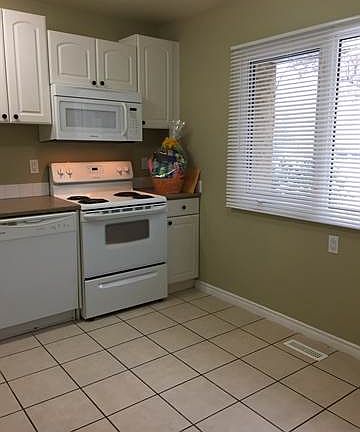 4th image of 3311 139th Ave NW