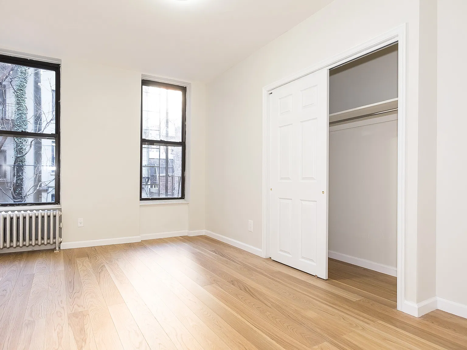 239 East 51st Street — Photo 4