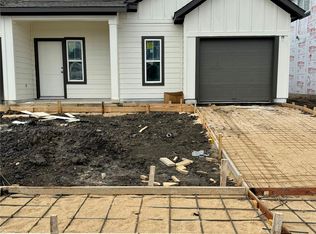 103 Backwood Pass, Taylor, TX 76574