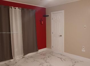 2642 Riviera Dr #0, Hollywood, FL 33023