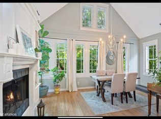 1904 W School St FLOOR 2, Chicago, IL 60657
