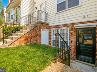 1612 Bancroft Ln #144, Crofton, MD 21114