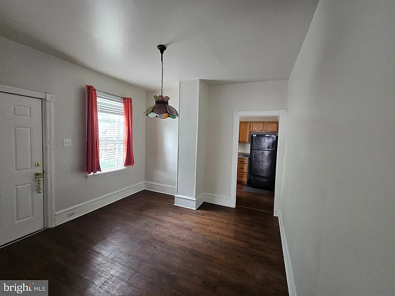 106 Main St — Photo 5
