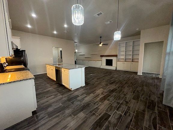 5th image of 6905 Stetson Dr