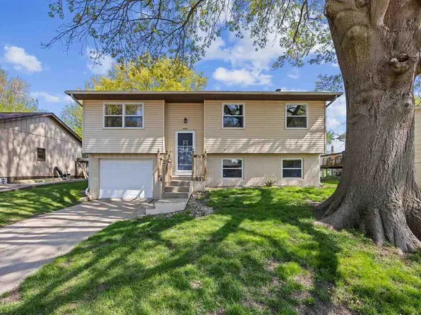 1830 Gleason Ave, Iowa City, IA 52240