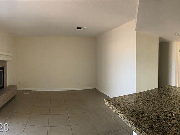 3rd image of 1604 Royal Canyon Dr