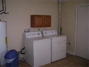 3rd image of 5009 Locust Ave