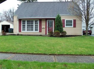 1274 Curtis Ave, Cuyahoga Falls, OH 44221
