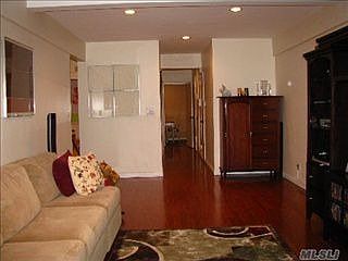 5th image of 71 Grace Ave APT 1C