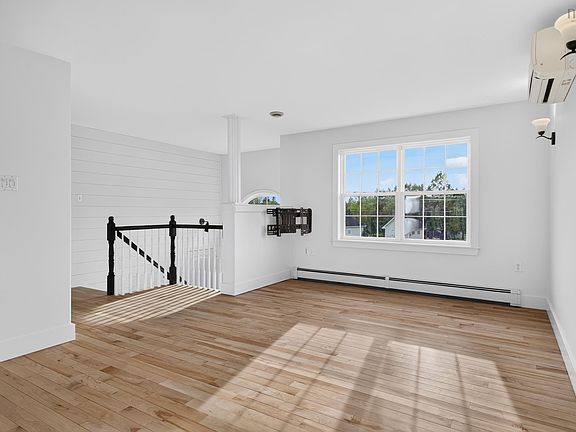 5th image of 118 Edgehill Dr