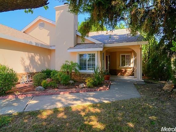 2nd image of 7909 Brockwood Way