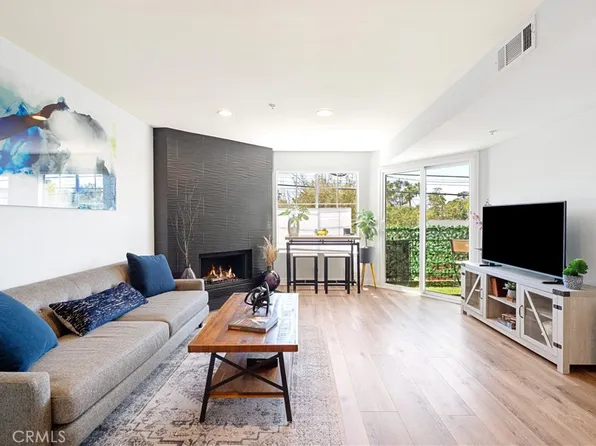 707 W 4th St APT 8, Long Beach, CA 90802