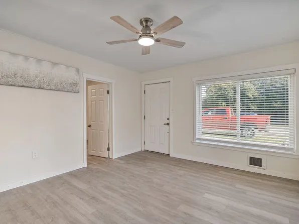 1409 Windsor Ave, Centralia, WA 98531