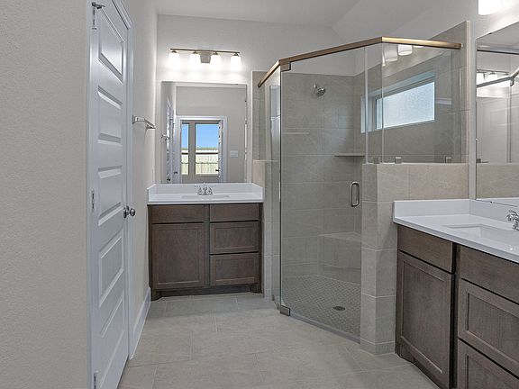 5th image of 27222 Butterfly Mint Ln