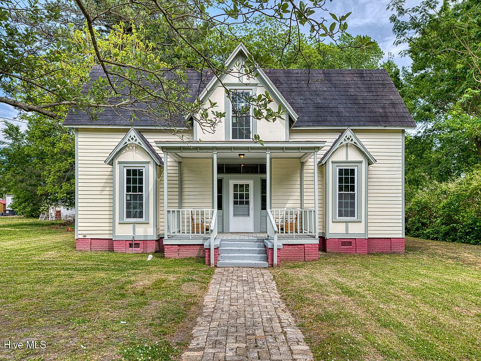 1st image of 809 Church Street