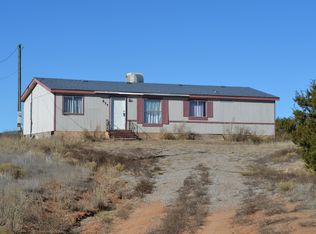 877 County Line Rd, Edgewood, NM 87015