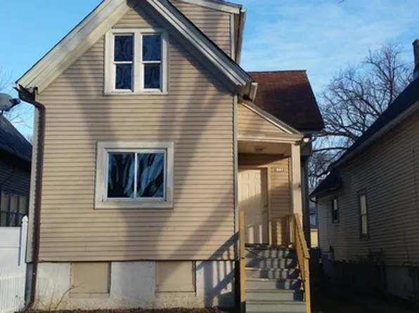 1130 S 19th St, Milwaukee, WI 53204