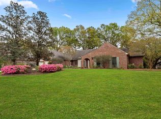 222 Stately Oaks Dr, Baton Rouge, LA 70810
