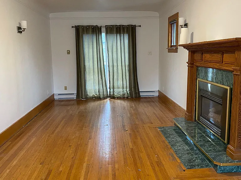 384 Detroit St — Photo 15