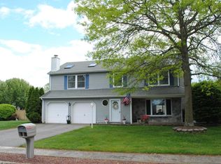 2 Leeds Ct, Brick, NJ 08724
