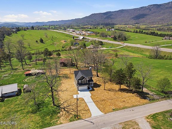 5th image of 237 Cross Valley Rd