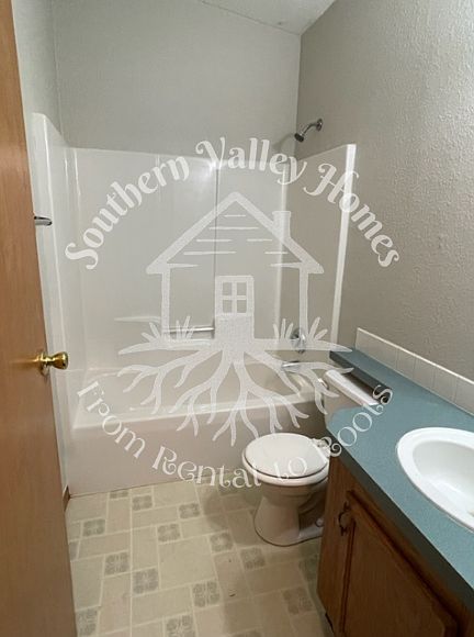 1st image of 190 Dan Sparrow Rd