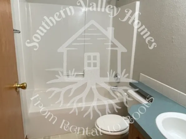 190 Dan Sparrow Rd, Hawkinsville, GA 31036