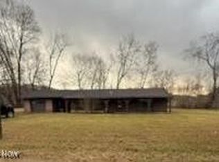 598 Beech St, Newcomerstown, OH 43832