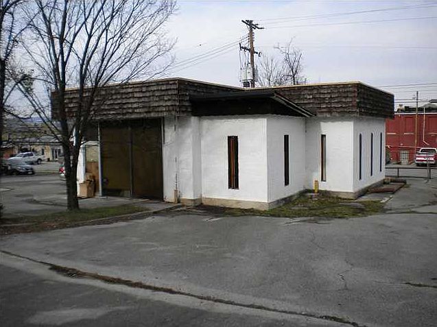 2nd image of 1413 Duncan Ave