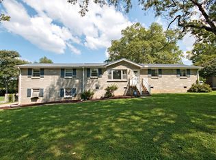 174 Lakeside Park Dr, Hendersonville, TN