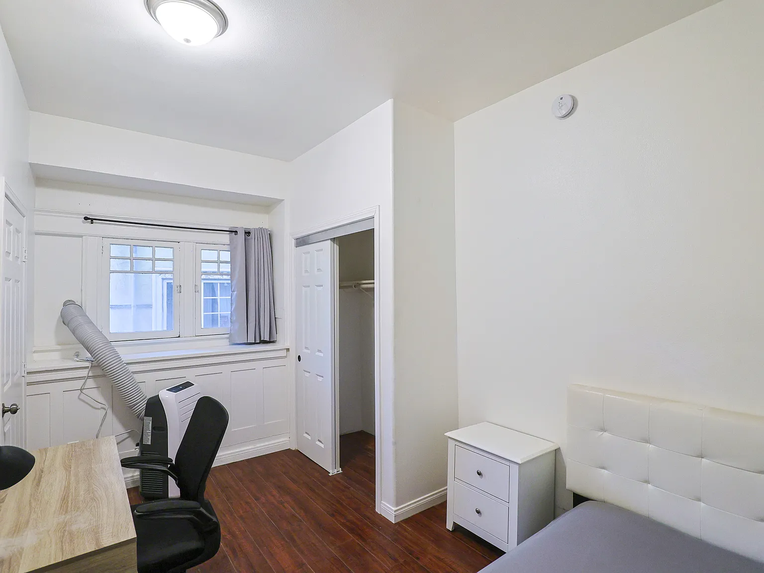 5 bed, 1250 sqft, $925 — Photo 2