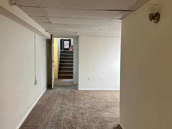 4th image of 1413 W 10th St APT A