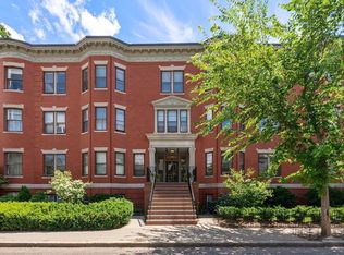16 Garrison Rd APT 8, Brookline, MA 02445