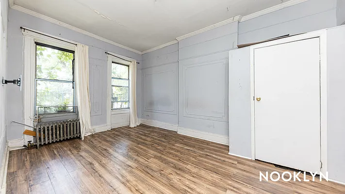 Rented by Nooklyn NYC LLC | media 18