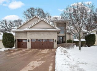 10518 Hidden Oaks Ln N, Champlin, MN 55316