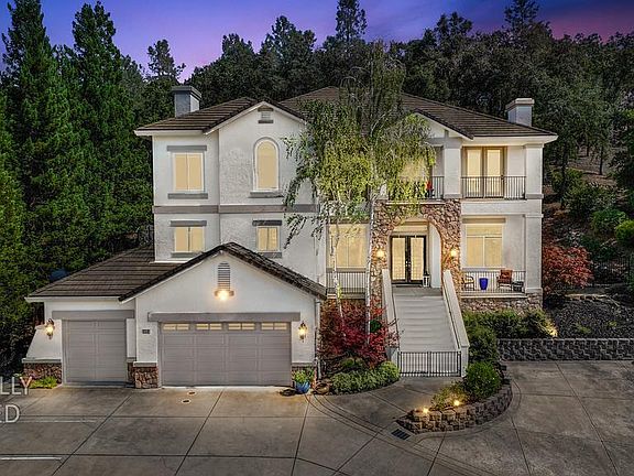 2nd image of 3510 Brittany Way