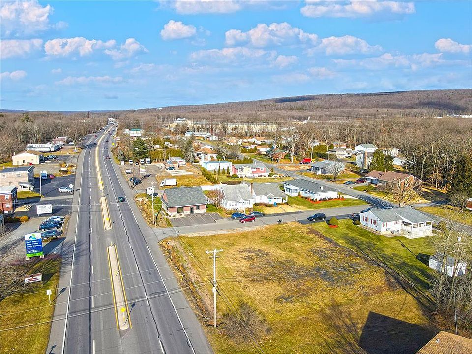 1st image of Lincoln St