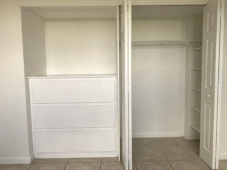 2322 S Cypress Bend Dr #711 — Photo 14