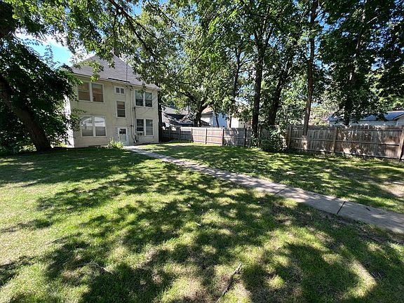 2nd image of 2529 Polk St NE #2